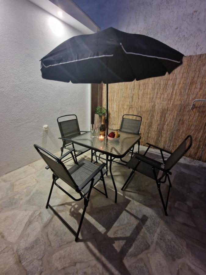 Το Στενάκι Apartment สเกียธอสทาวน์ ภายนอก รูปภาพ