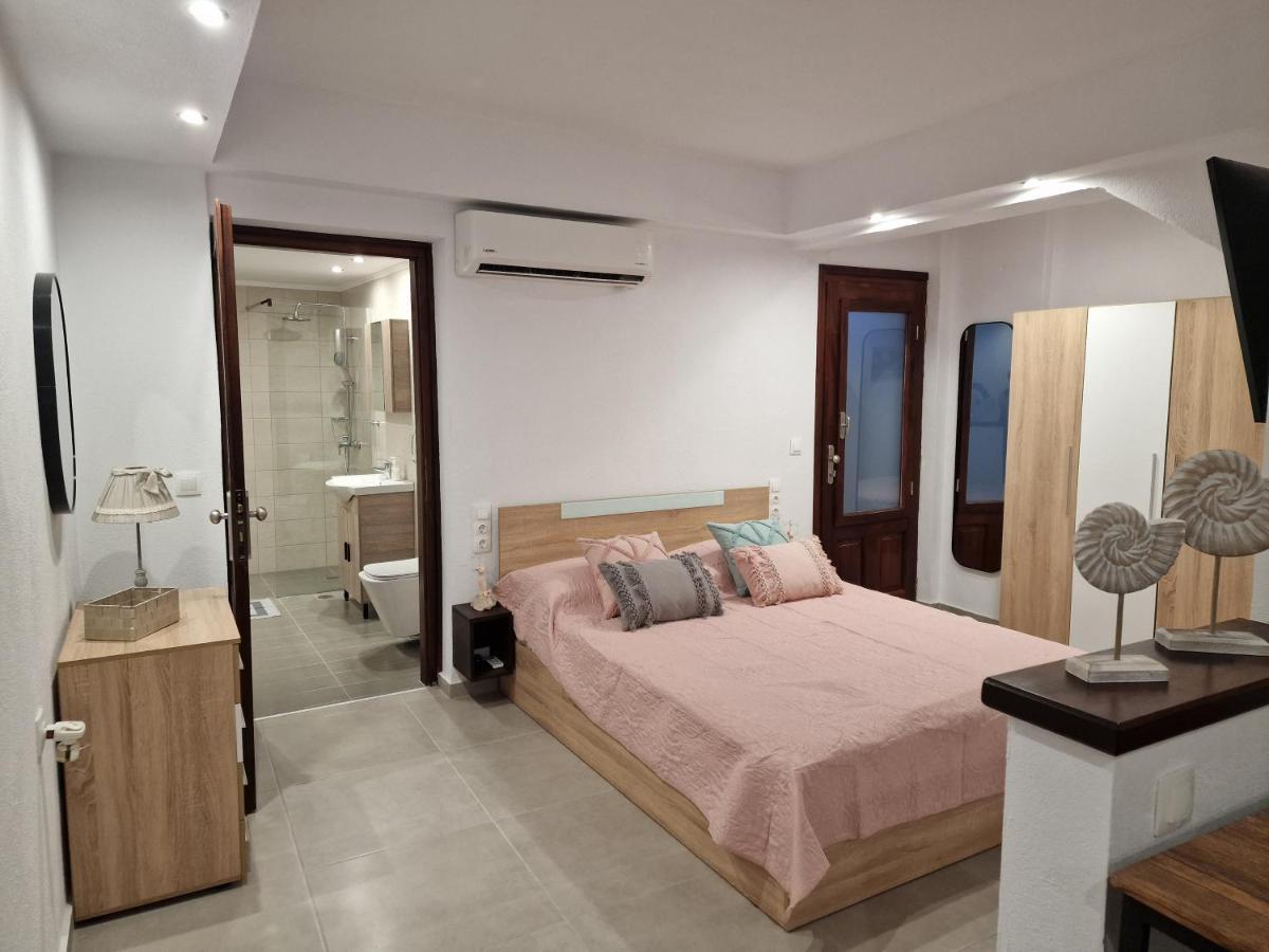 Το Στενάκι Apartment สเกียธอสทาวน์ ภายนอก รูปภาพ