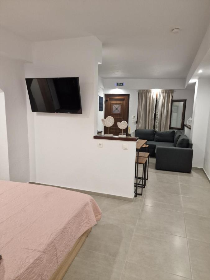 Το Στενάκι Apartment สเกียธอสทาวน์ ภายนอก รูปภาพ