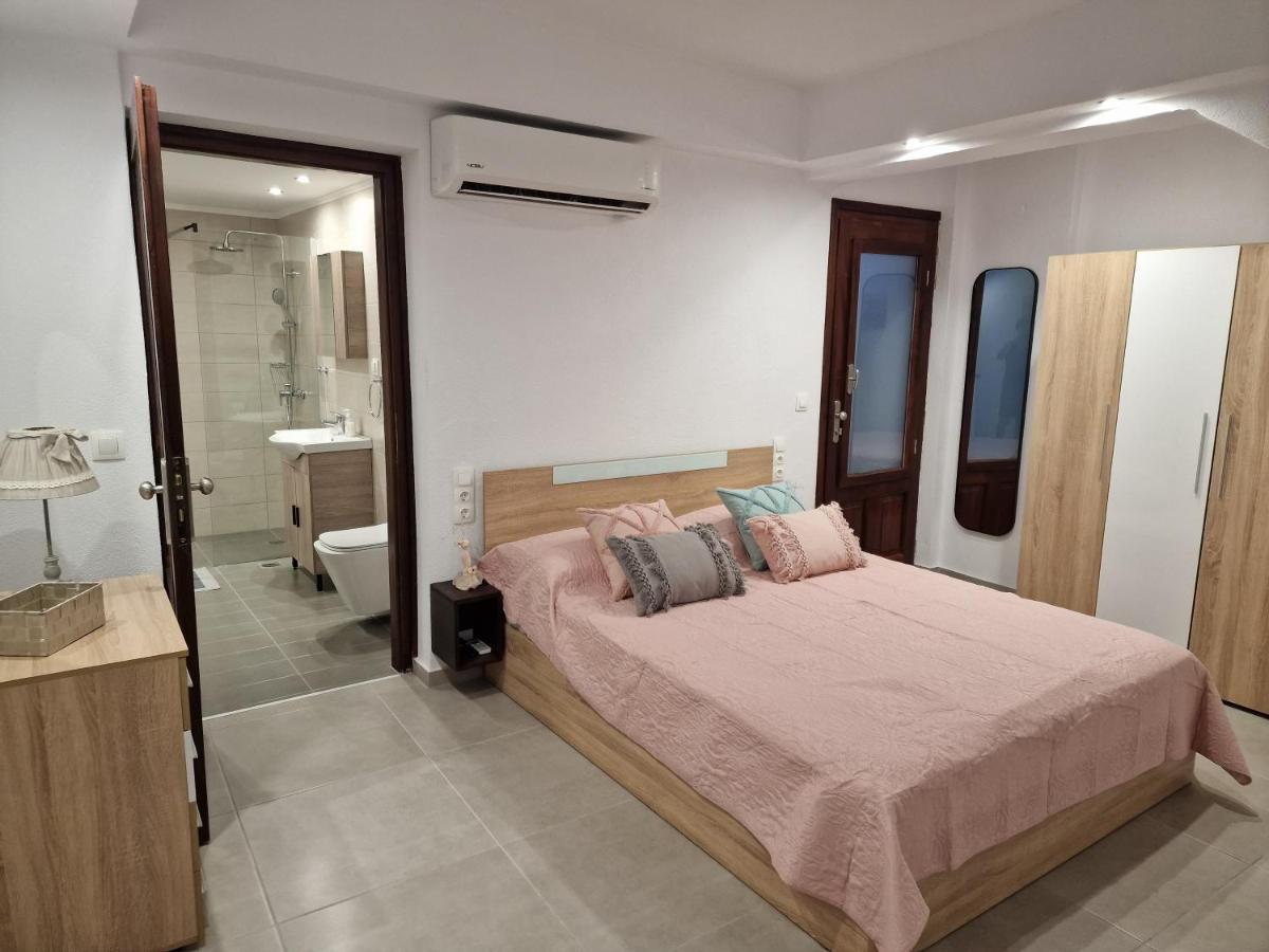 Το Στενάκι Apartment สเกียธอสทาวน์ ภายนอก รูปภาพ