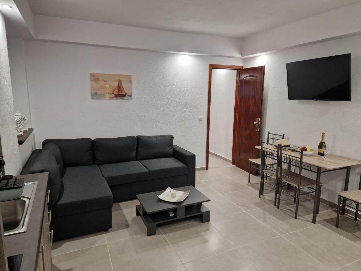 Το Στενάκι Apartment สเกียธอสทาวน์ ภายนอก รูปภาพ