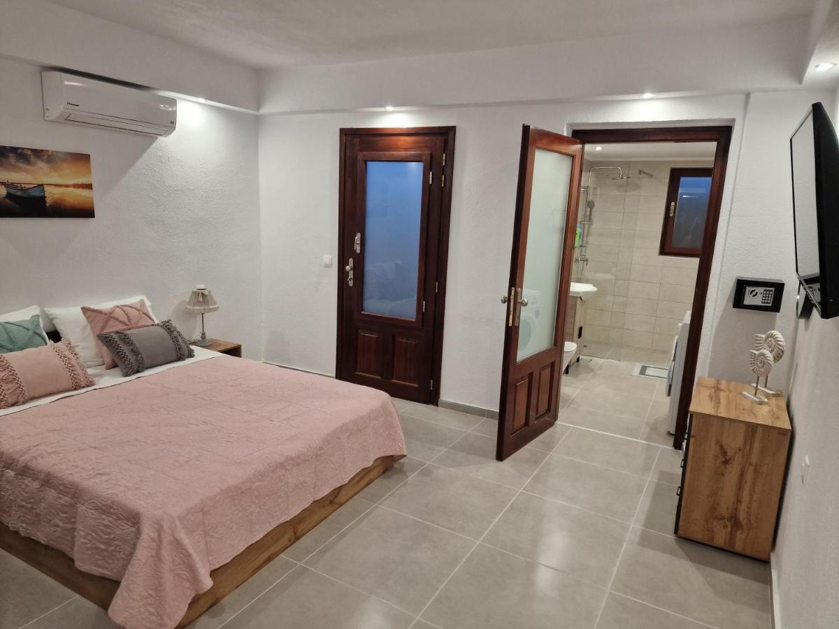 Το Στενάκι Apartment สเกียธอสทาวน์ ภายนอก รูปภาพ
